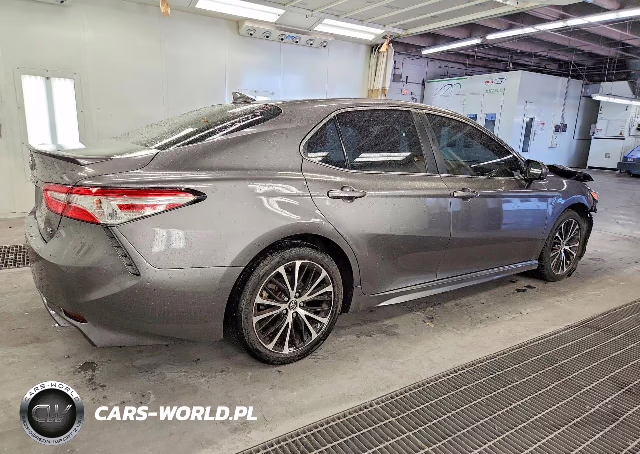 2020 Toyota Camry Se VIN:4T1G11AK3LU333285 - 3