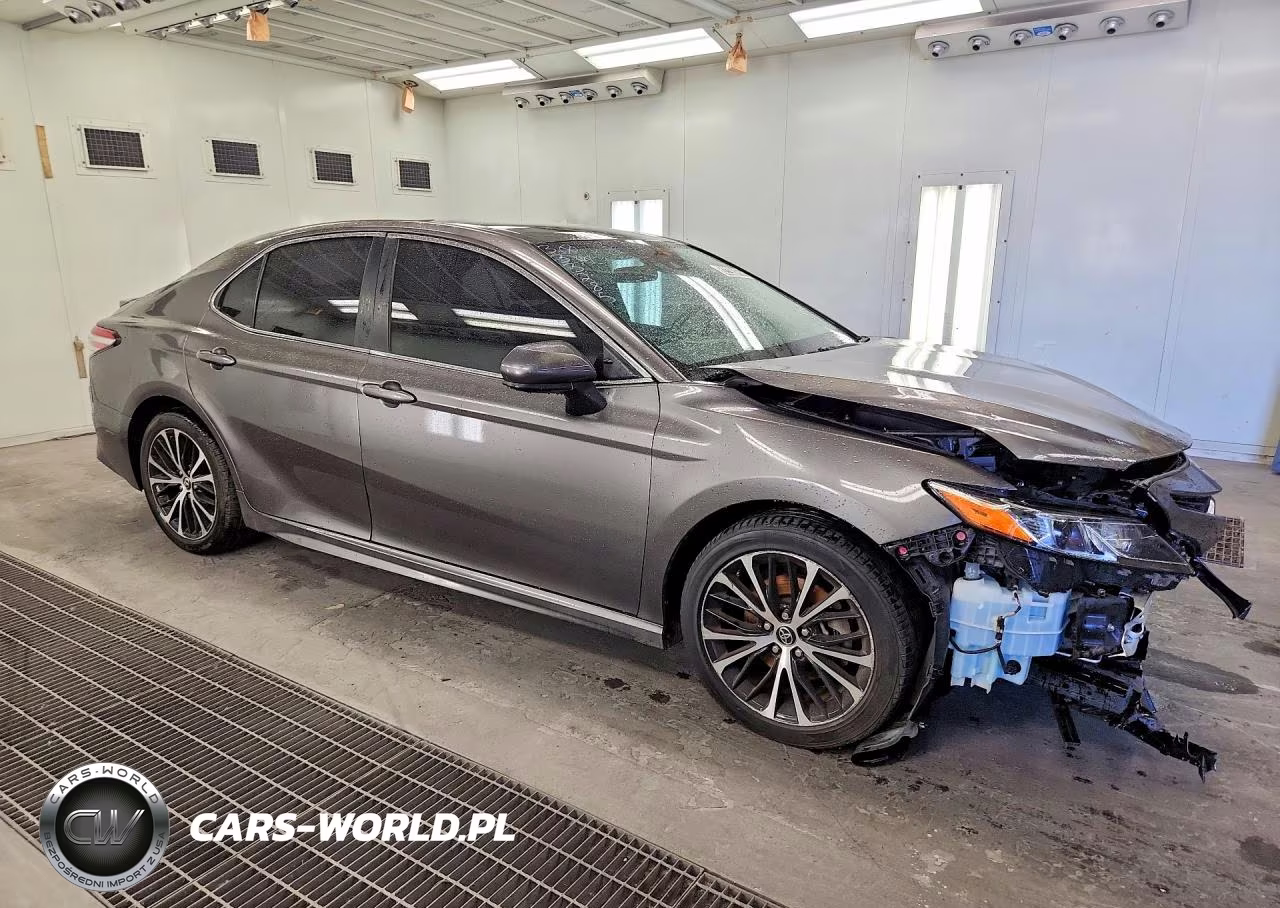2020 Toyota Camry Se VIN:4T1G11AK3LU333285 - 4