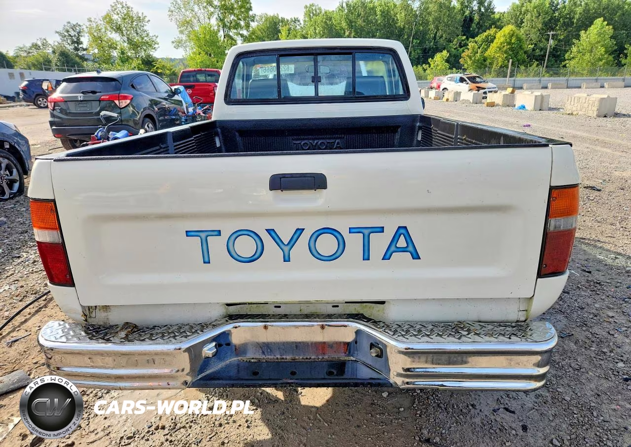 1992 Toyota Pickup 1-2 Ton Short Wheelbase Dlx VIN:4TARN81P6NZ001607 - 6