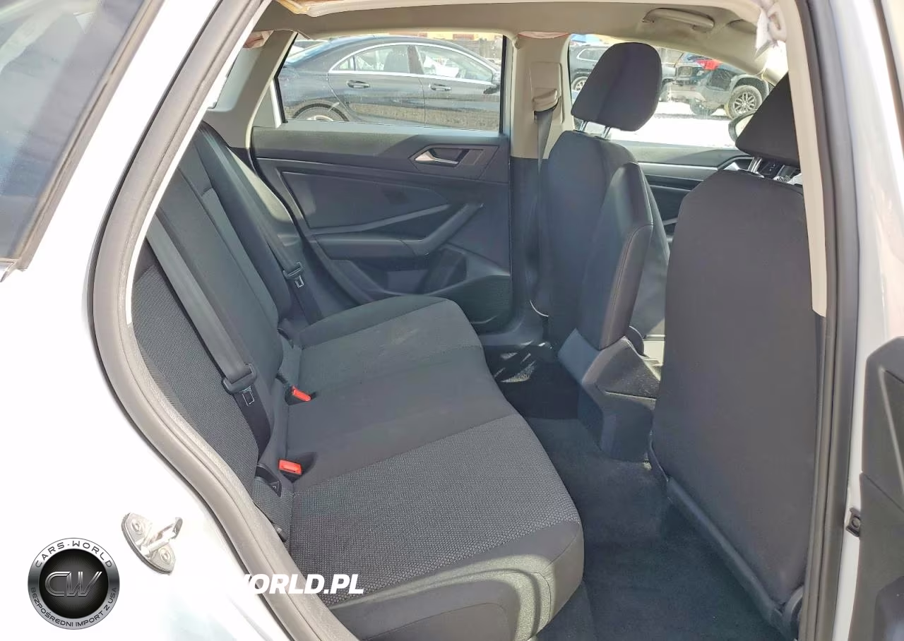 2019 Volkswagen Jetta S VIN:3VWC57BU3KM122159 - 10