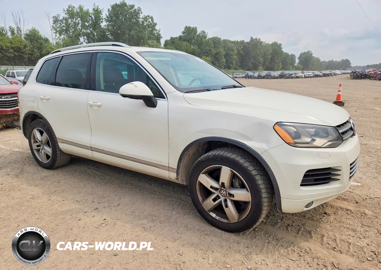 2012 Volkswagen Touareg V6 Tdi VIN:WVGFK9BPXCD003516 - 4