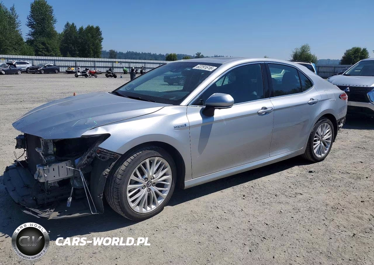 2018 Toyota Camry Hybrid Xle – zdjęcie 1 z 13