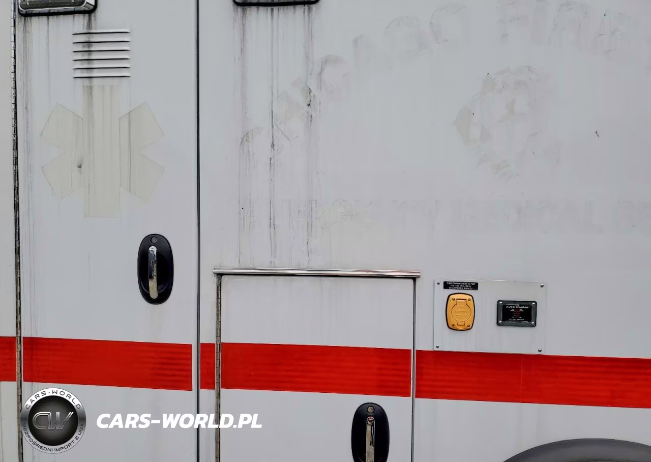 2018 Ram 3500 Sd Ambulance VIN:3C7WRSBJ5JG231283 - 10