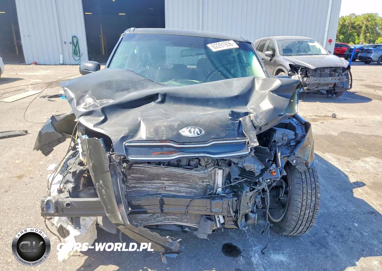 2019 Kia Soul + VIN:KNDJP3A59K7914866 - 5