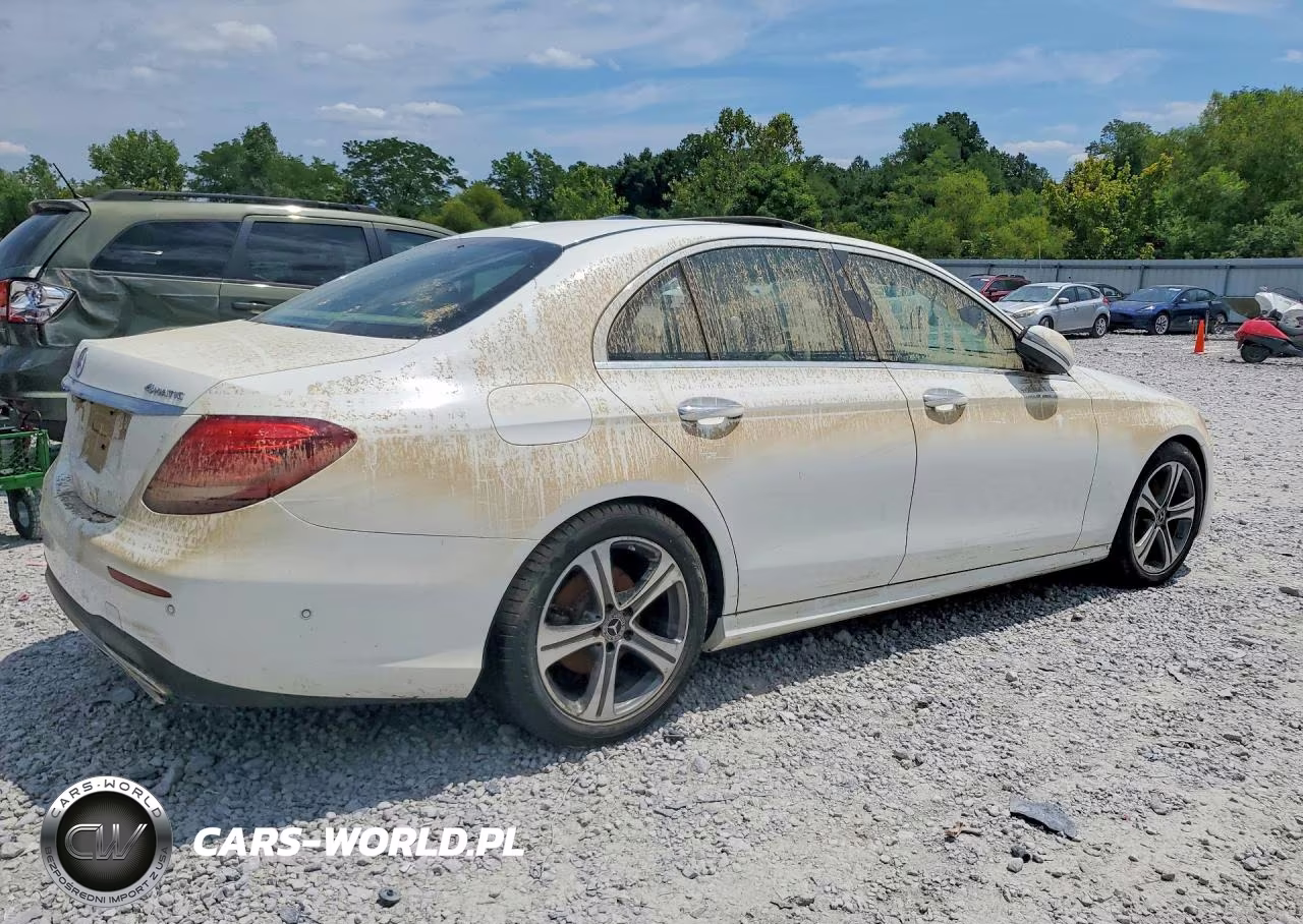 2018 Mercedes-Benz E 300 4Matic VIN:WDDZF4KB2JA479938 - 3