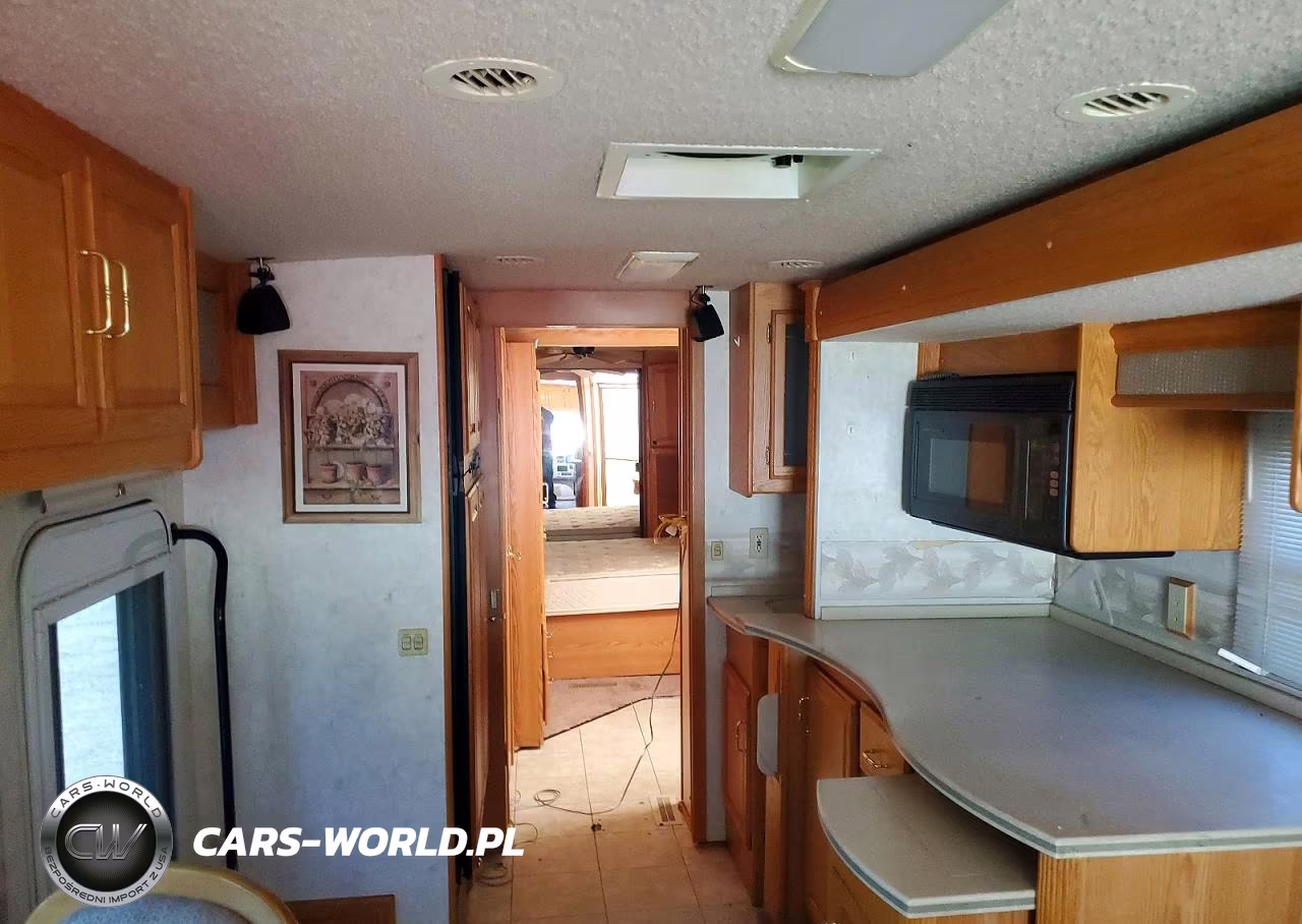 2002 Workhorse Custom Chassis Motorhome Chassis W22 VIN:5B4MP67G523349651 - 6