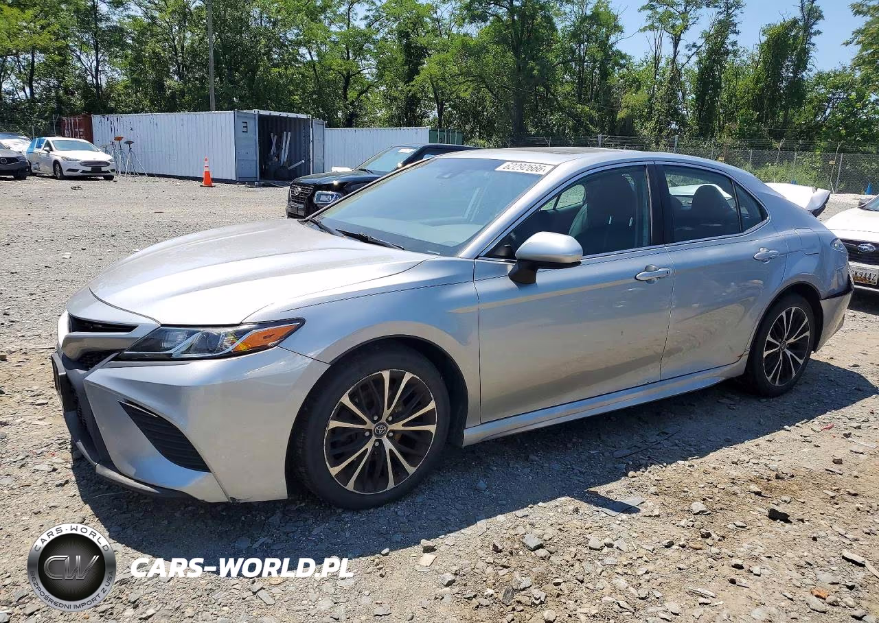 2019 Toyota Camry Se – zdjęcie 1 z 12