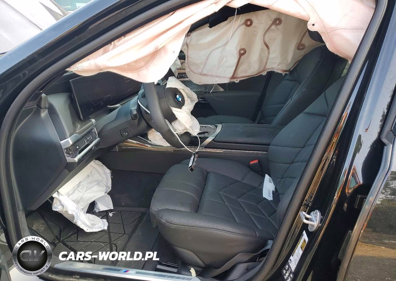 2026 BMW 760 Xi VIN:WBA33EJ0XTCX40526 - 7