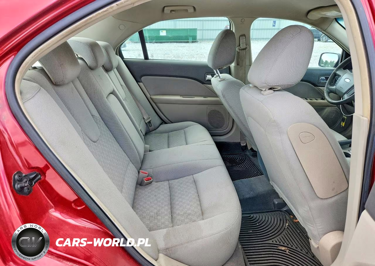 2010 Ford Fusion S VIN:3FAHP0GA9AR213453 - 10