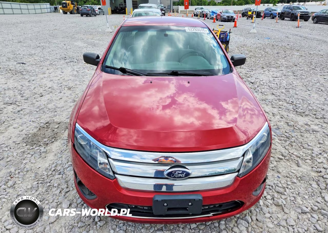 2010 Ford Fusion S VIN:3FAHP0GA9AR213453 - 5
