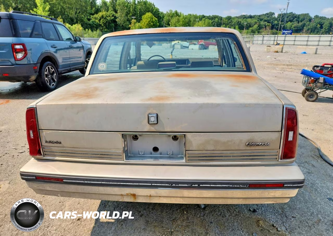1987 Oldsmobile 98 Regency Brougham VIN:1G3CW5137H4312631 - 6