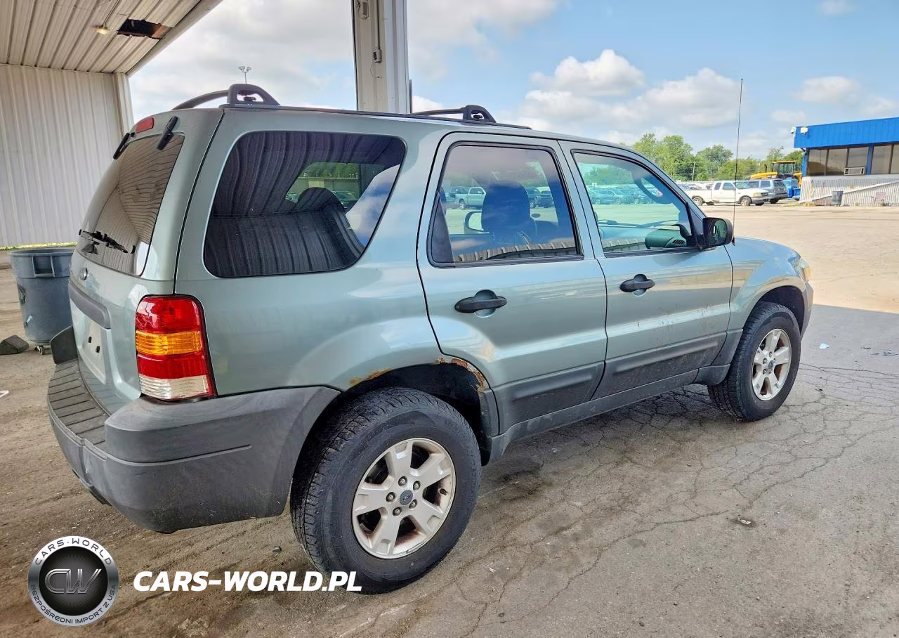 2005 Ford Escape Xlt VIN:1FMYU93175KA83398 - 3