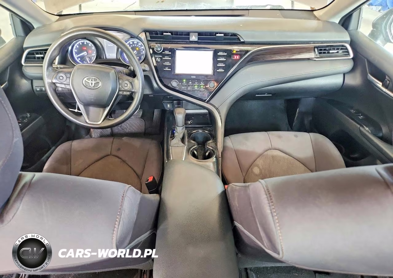 2020 Toyota Camry Le VIN:4T1C11AK6LU955961 - 8