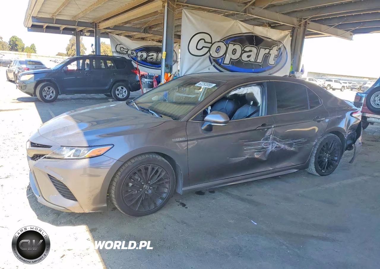 2020 Toyota Camry Se – zdjęcie 1 z 12