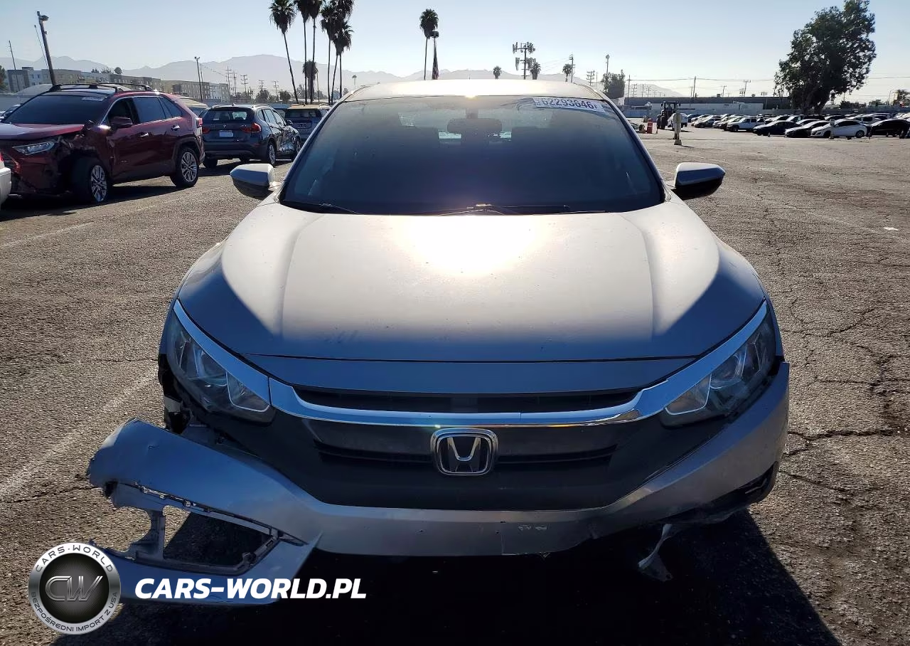 2018 Honda Civic Lx VIN:2HGFC2F53JH531790 - 5
