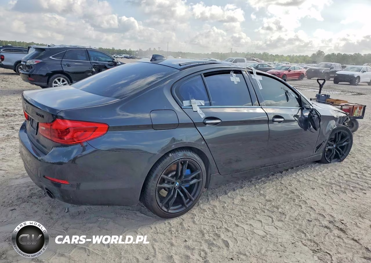 2018 BMW 530 I VIN:WBAJA5C59JWA36337 - 3