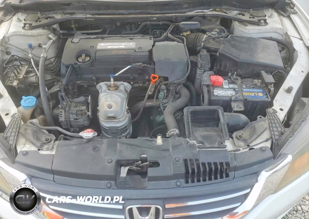2015 Honda Accord Sport VIN:1HGCR2F53FA102284 - 11