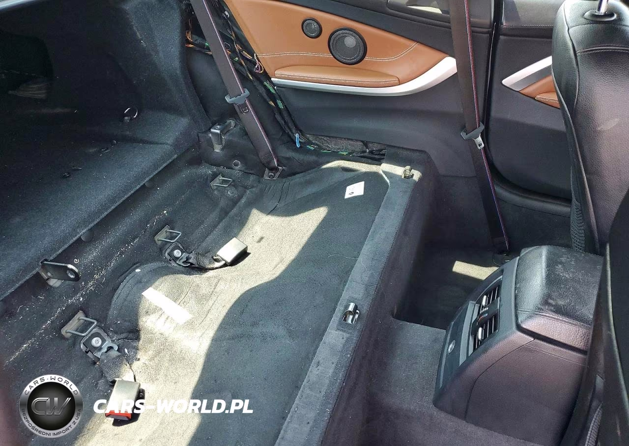 2018 BMW M4 VIN:WBS4Y9C53JAG66718 - 10