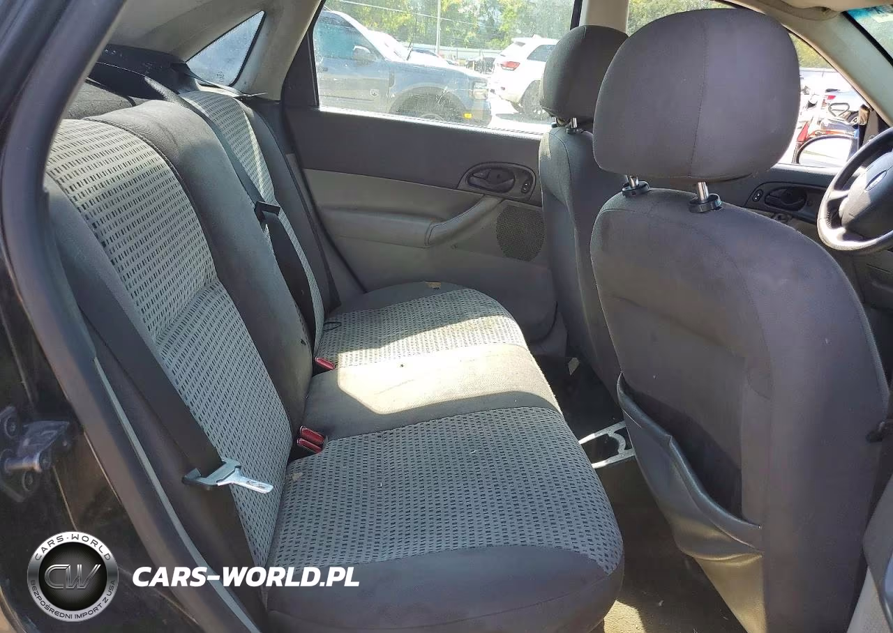2007 Ford Focus Zx4 VIN:1FAFP34N87W291180 - 10