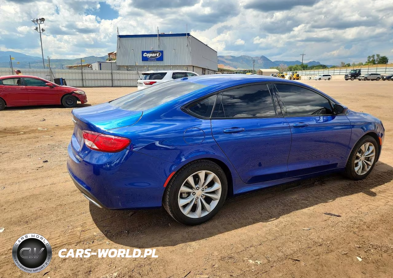 2015 Chrysler 200 S VIN:1C3CCCBB1FN712473 - 3