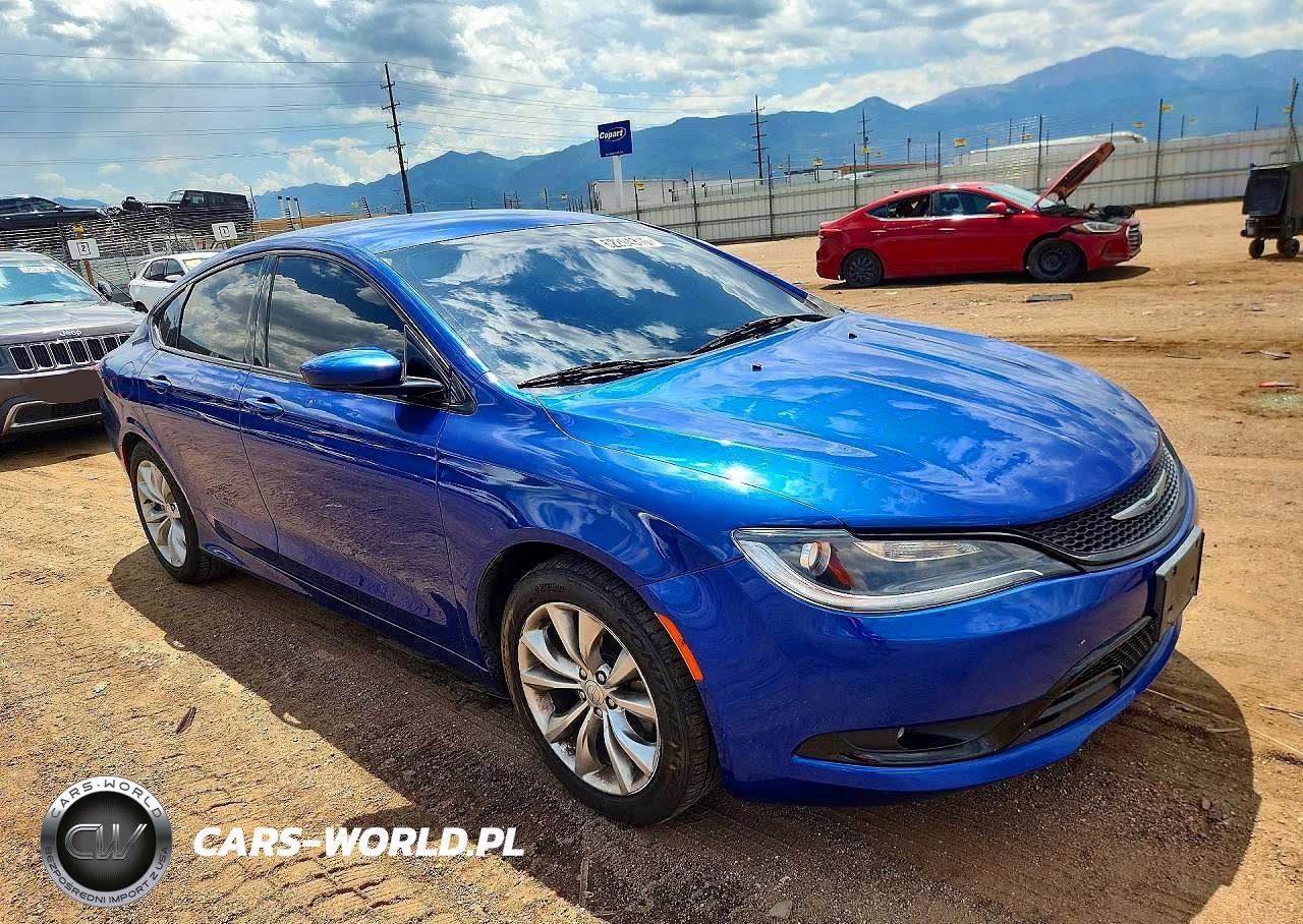 2015 Chrysler 200 S VIN:1C3CCCBB1FN712473 - 4