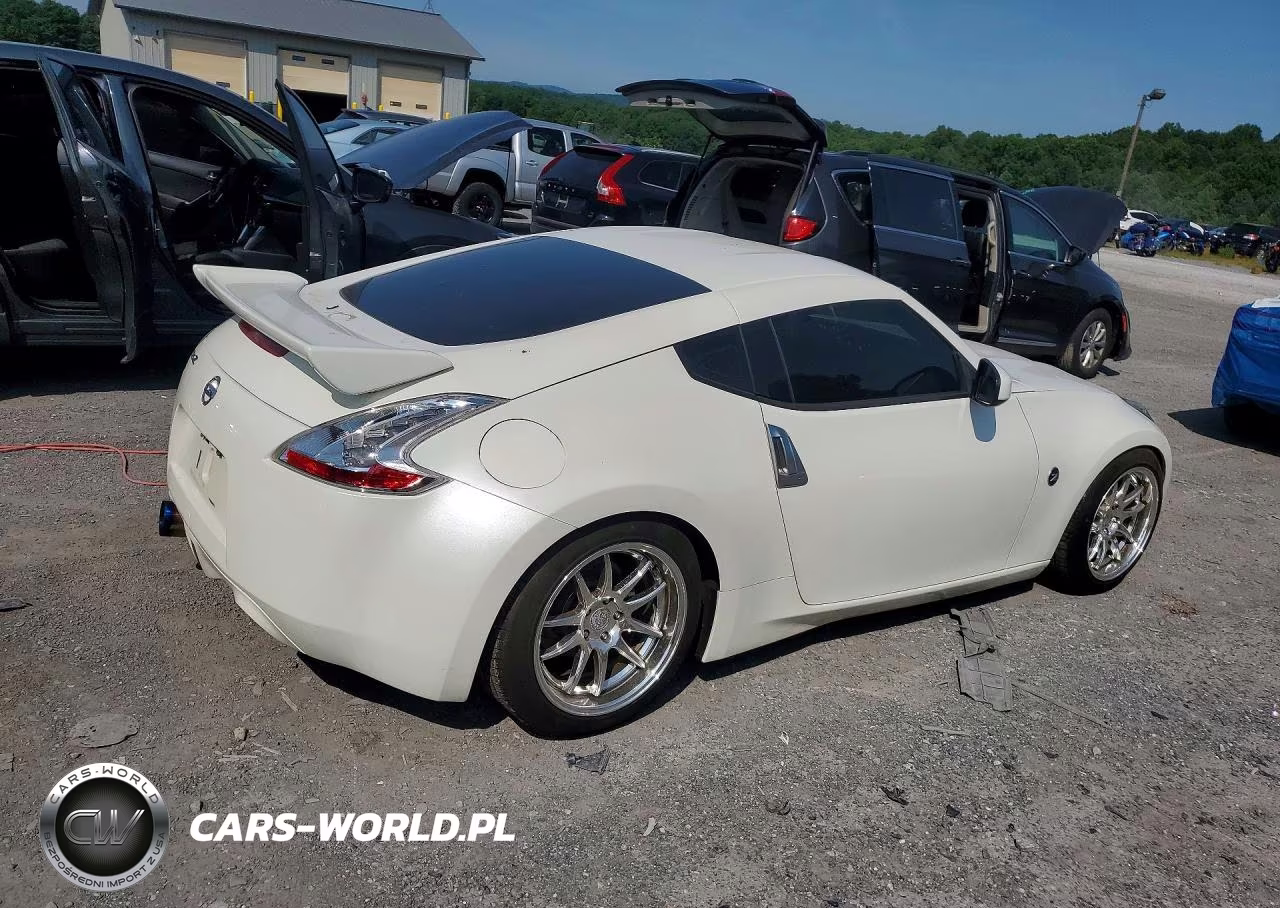 2013 Nissan 370Z Base VIN:JN1AZ4EHXDM380711 - 3