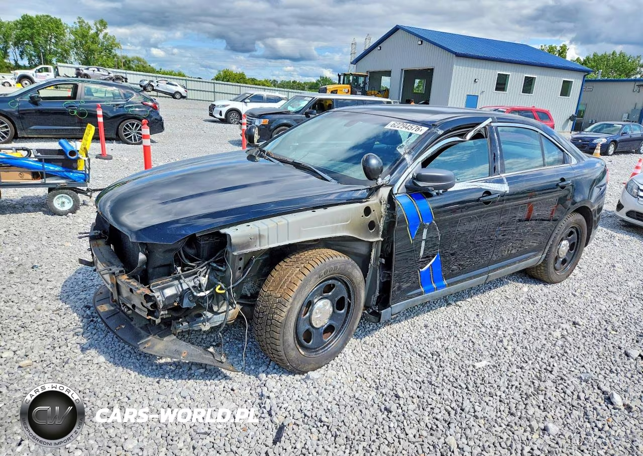 2014 Ford Taurus Police Interceptor – zdjęcie 1 z 13