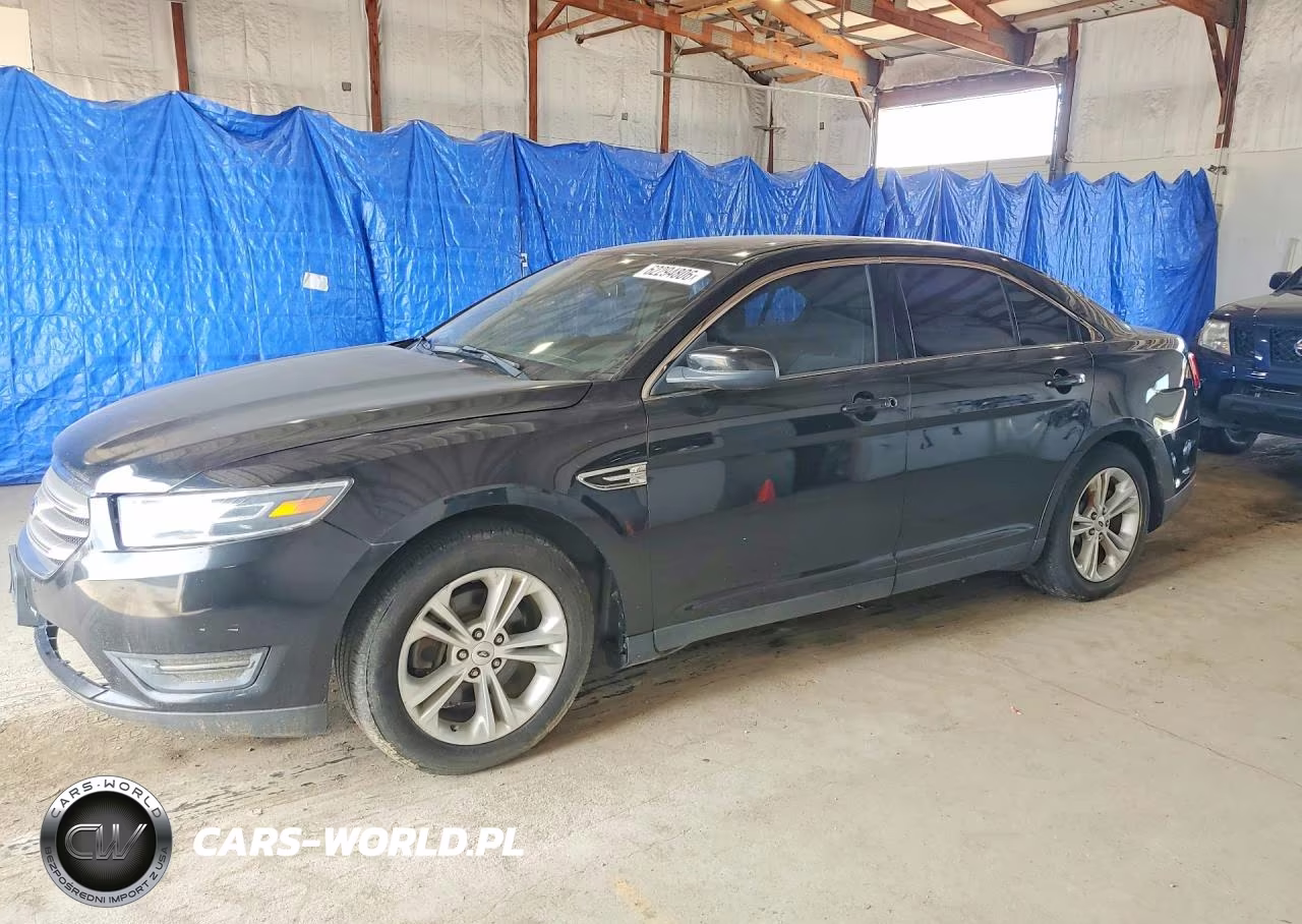 2015 Ford Taurus Sel – zdjęcie 1 z 12