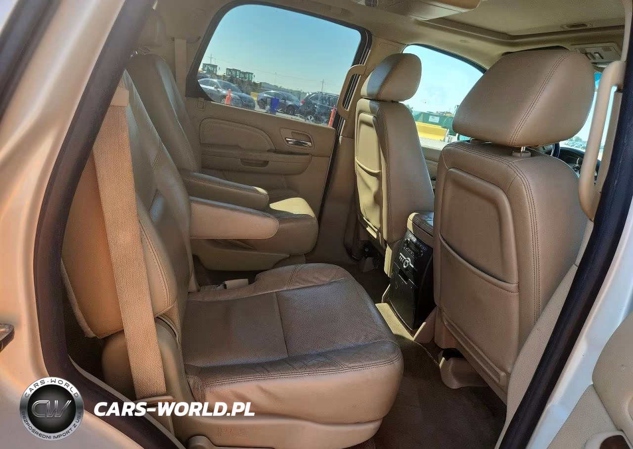 2009 Cadillac Escalade VIN:1GYFK23249R294048 - 11