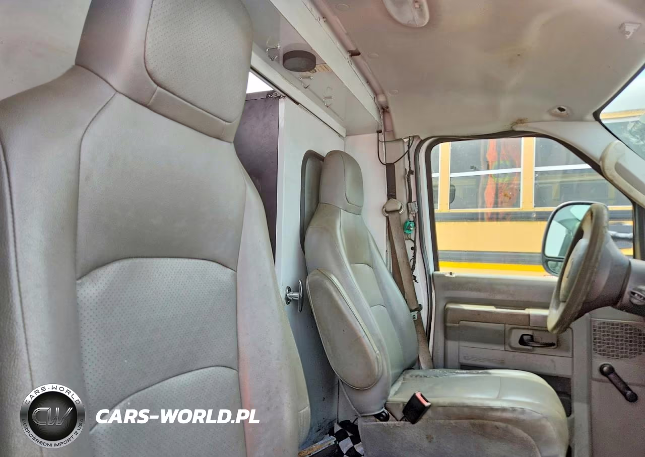 2012 Ford Econoline E350 Super Duty Cutaway Van VIN:1FDWE3FL5CDA12670 - 10