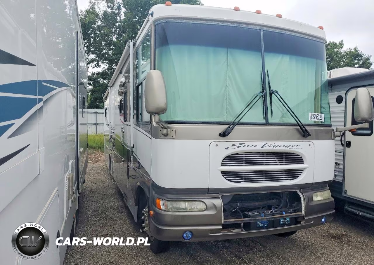 2003 Workhorse W22 Rv