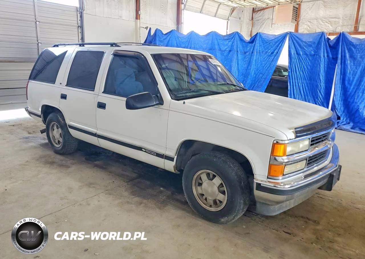 1996 Chevrolet Tahoe C1500 VIN:1GNEC13R4TJ308646 - 4