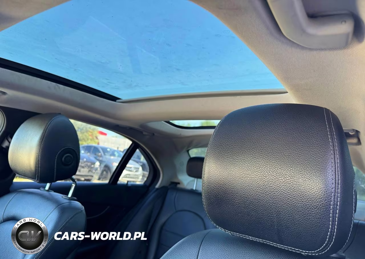 2015 Mercedes-Benz C 300 4Matic VIN:55SWF4KBXFU034762 - 10