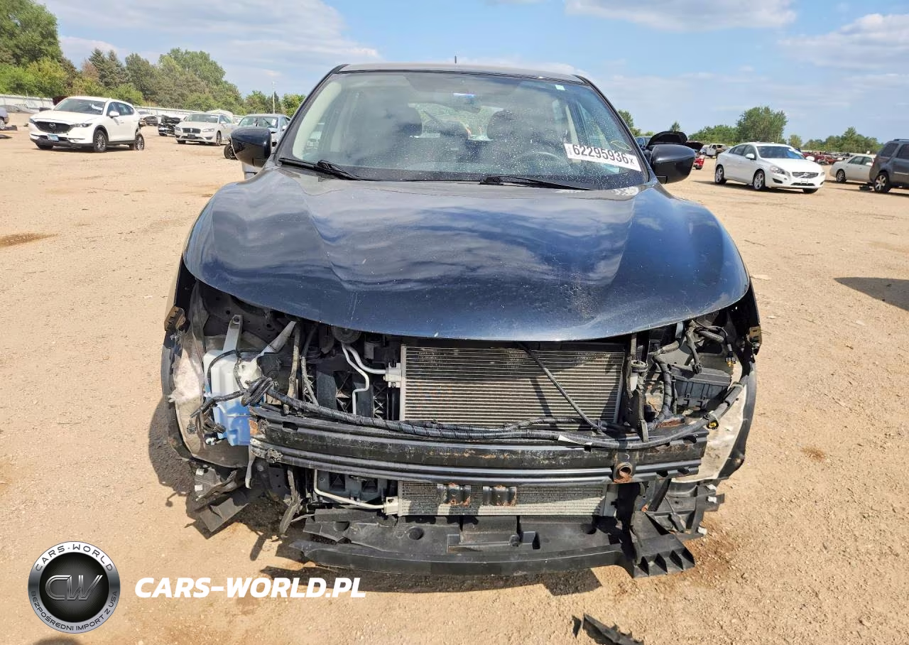 2017 Nissan Rogue Sport S VIN:JN1BJ1CR5HW113394 - 5