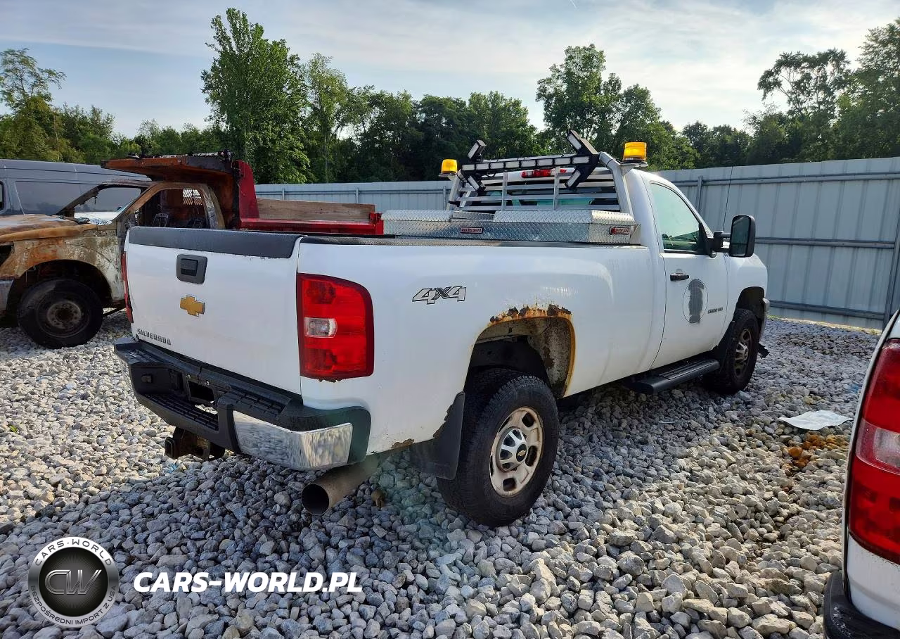 2013 Chevrolet Silverado K2500 Heavy Duty VIN:1GC0KVC88DF238917 - 3