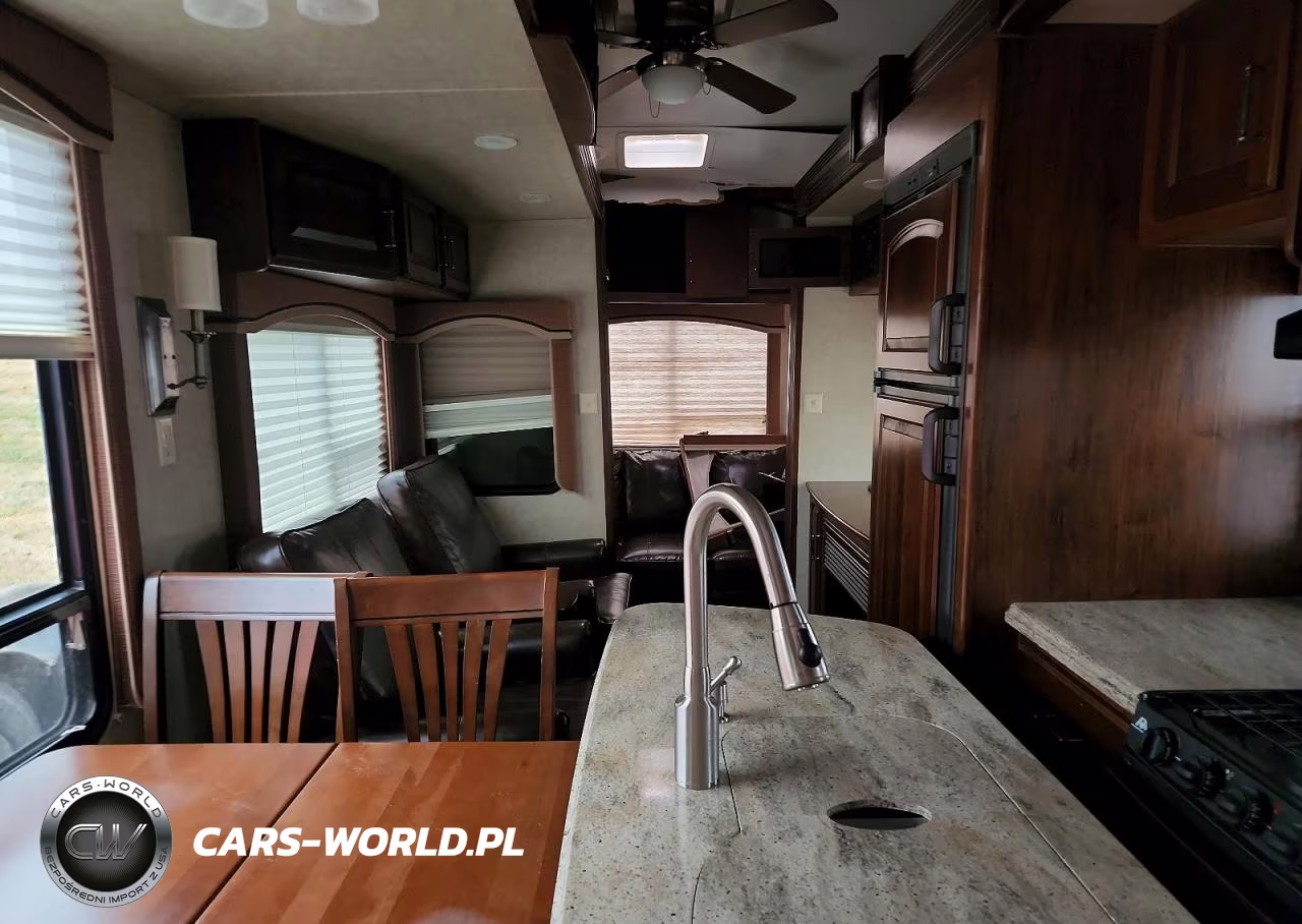 2013 Keystone Avalanche Camper VIN:4YDF34326DE760557 - 6