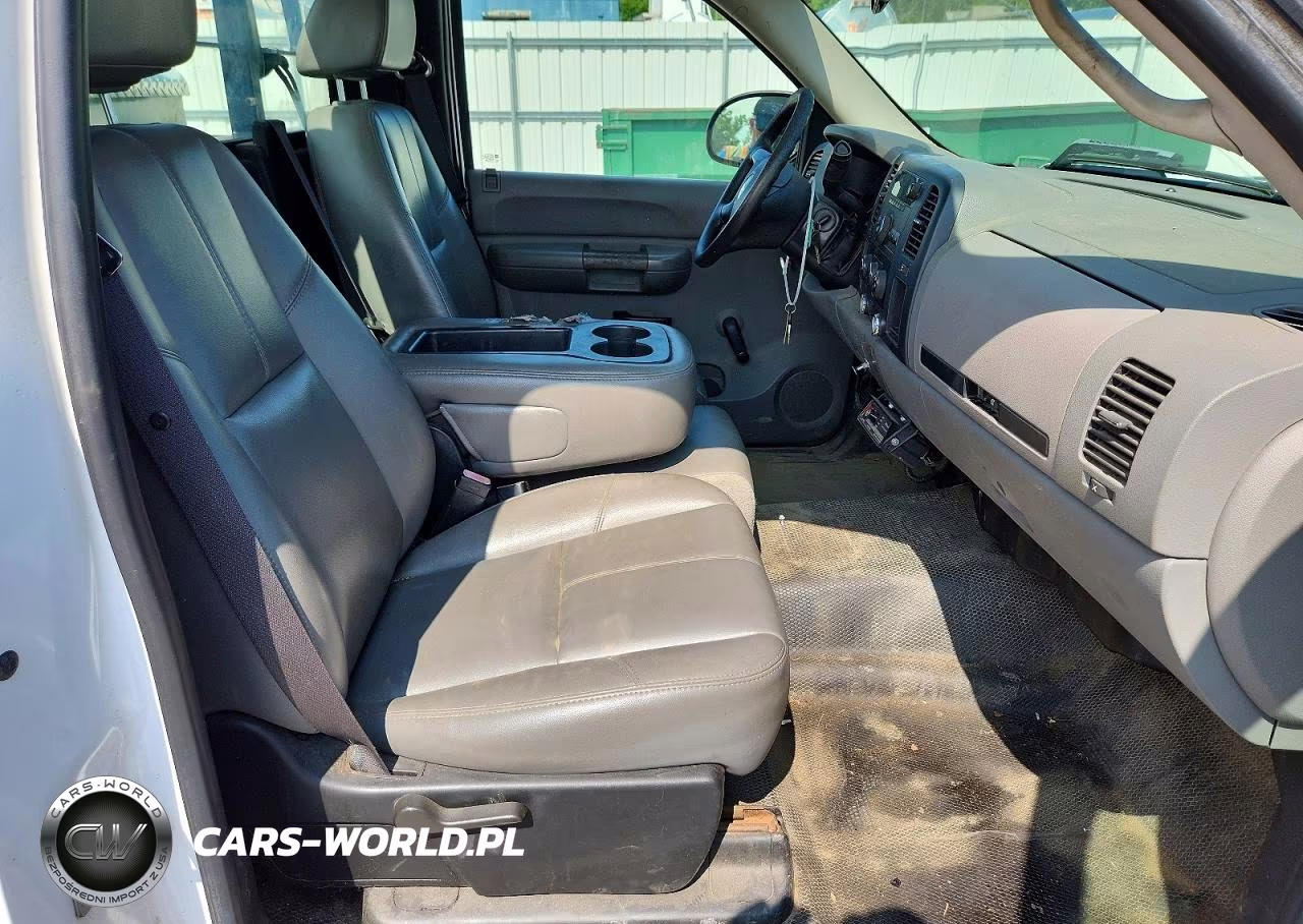 2007 Chevrolet Silverado C1500 VIN:1GCEC14J17Z633425 - 10