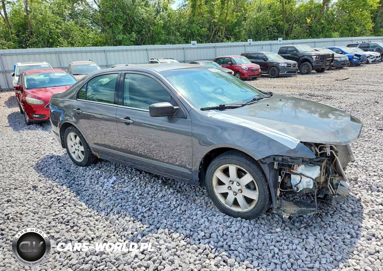 2010 Ford Fusion Se VIN:3FAHP0HA7AR409115 - 4