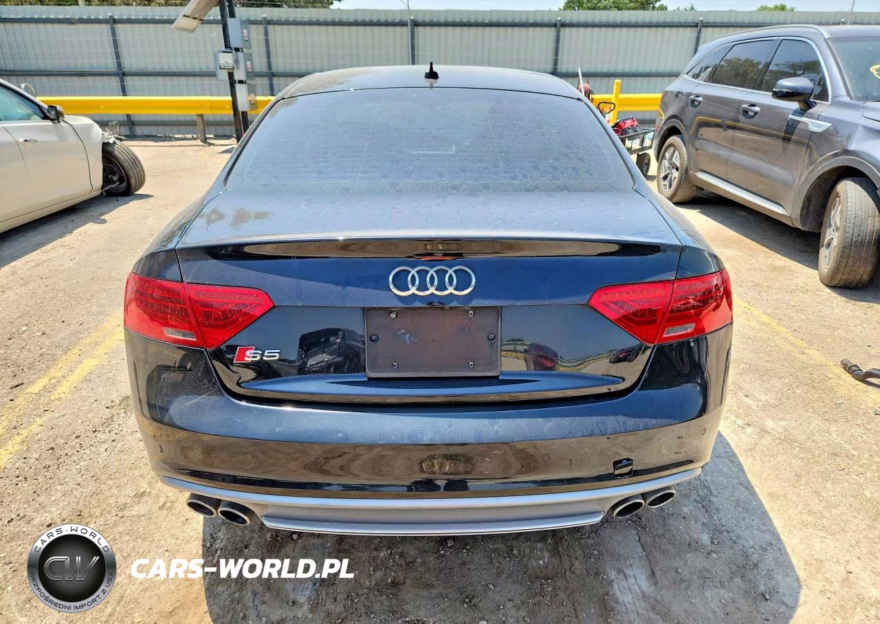 2013 Audi S5 Premium Plus VIN:WAUCGAFR8DA024225 - 6