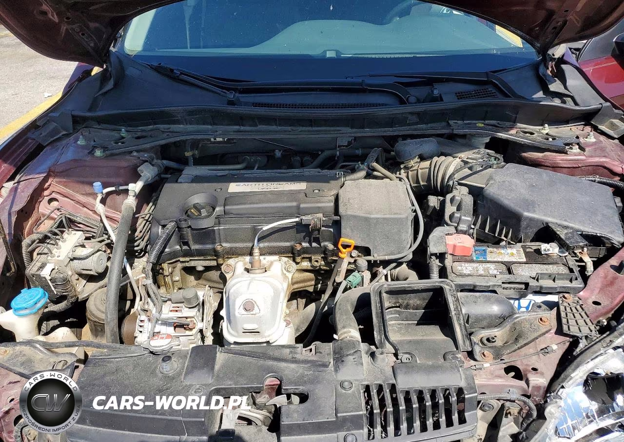 2015 Honda Accord Sport VIN:1HGCR2F58FA117752 - 11