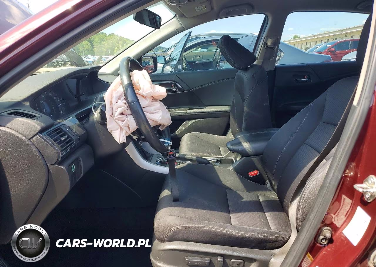 2015 Honda Accord Sport VIN:1HGCR2F58FA117752 - 7