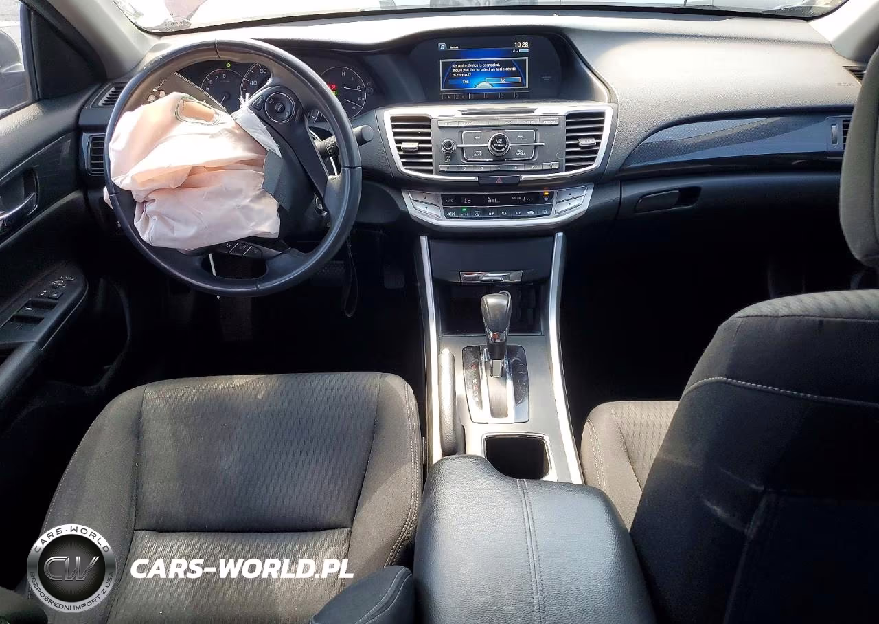 2015 Honda Accord Sport VIN:1HGCR2F58FA117752 - 8