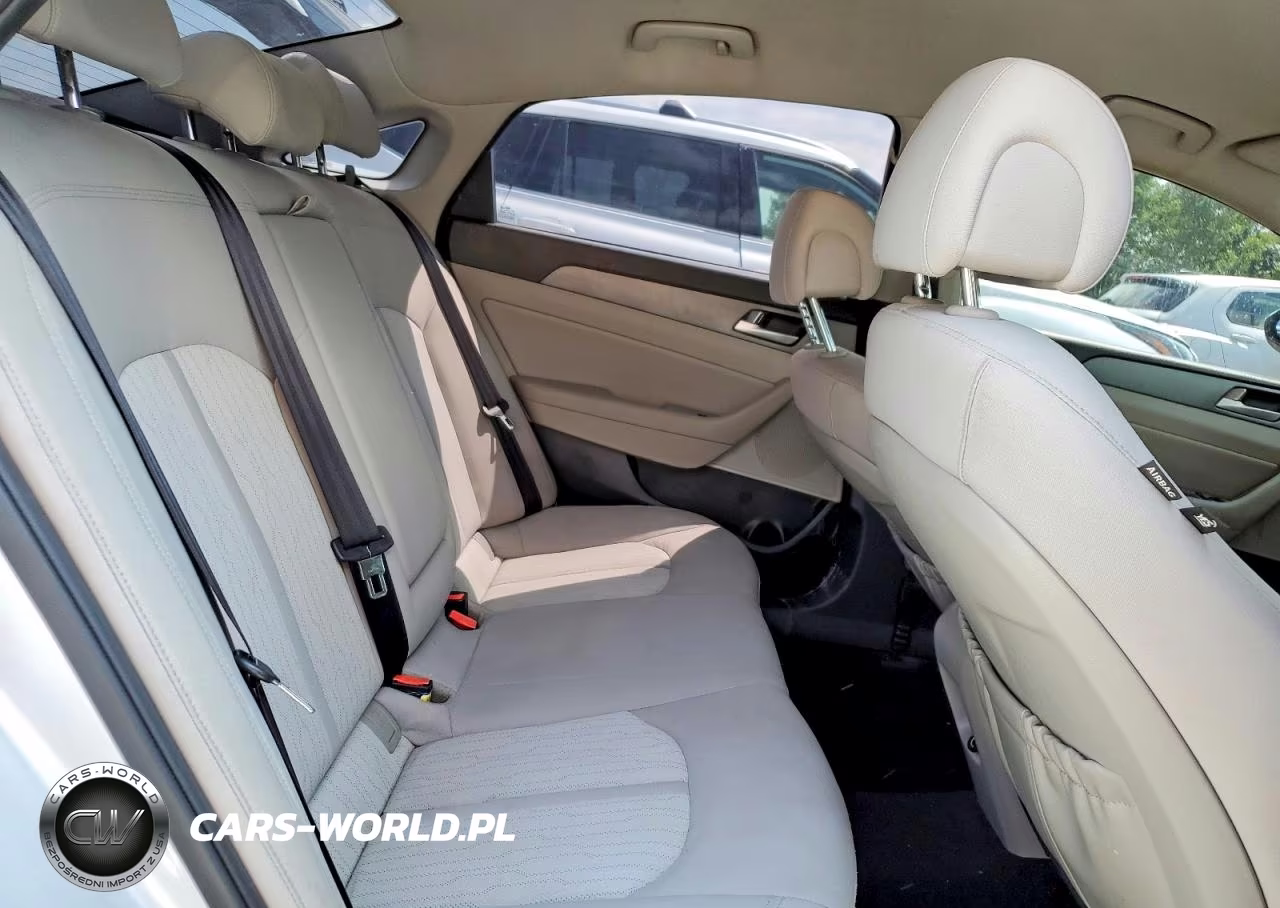 2016 Hyundai Sonata Hybrid Se VIN:KMHE24L15GA022247 - 10