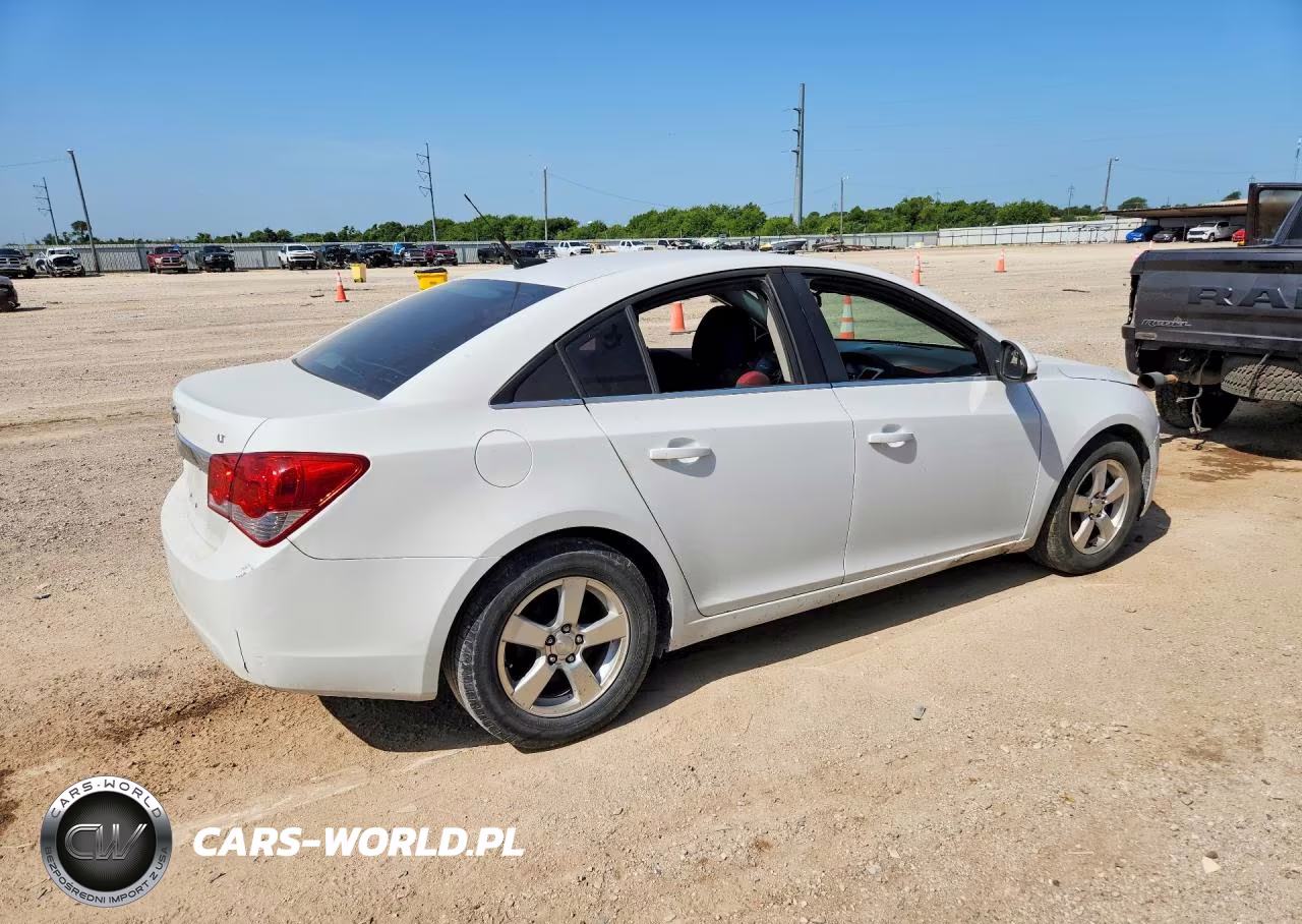 2013 Chevrolet Cruze Lt VIN:1G1PC5SB8D7159906 - 3