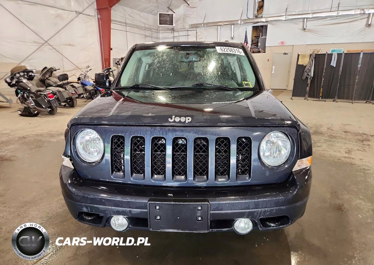 2015 Jeep Patriot Latitude VIN:1C4NJRFB0FD271142 - 5