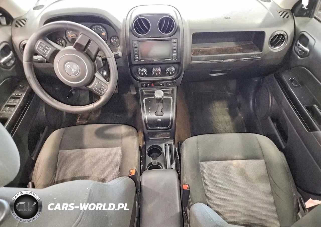 2015 Jeep Patriot Latitude VIN:1C4NJRFB0FD271142 - 8