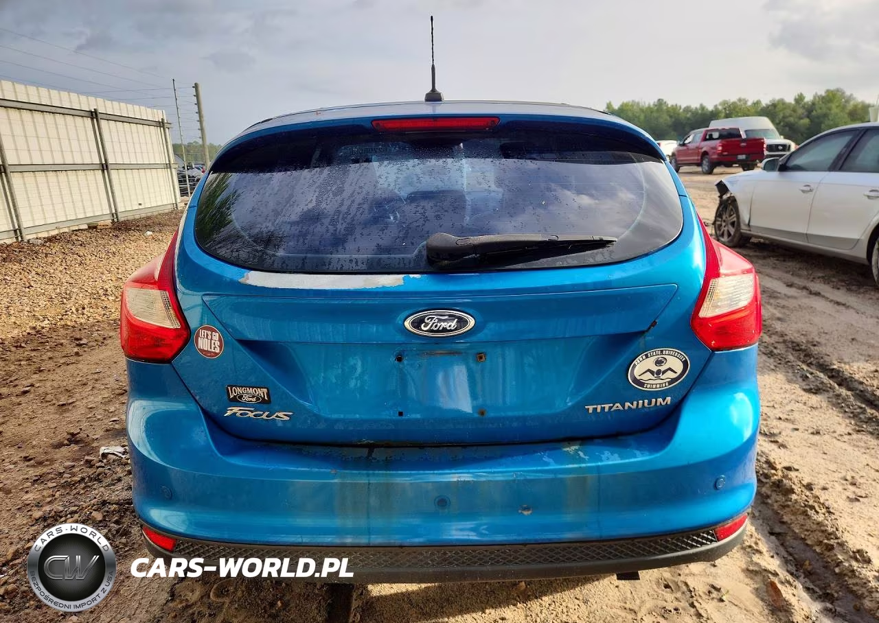 2012 Ford Focus Titanium VIN:1FAHP3N24CL273431 - 6
