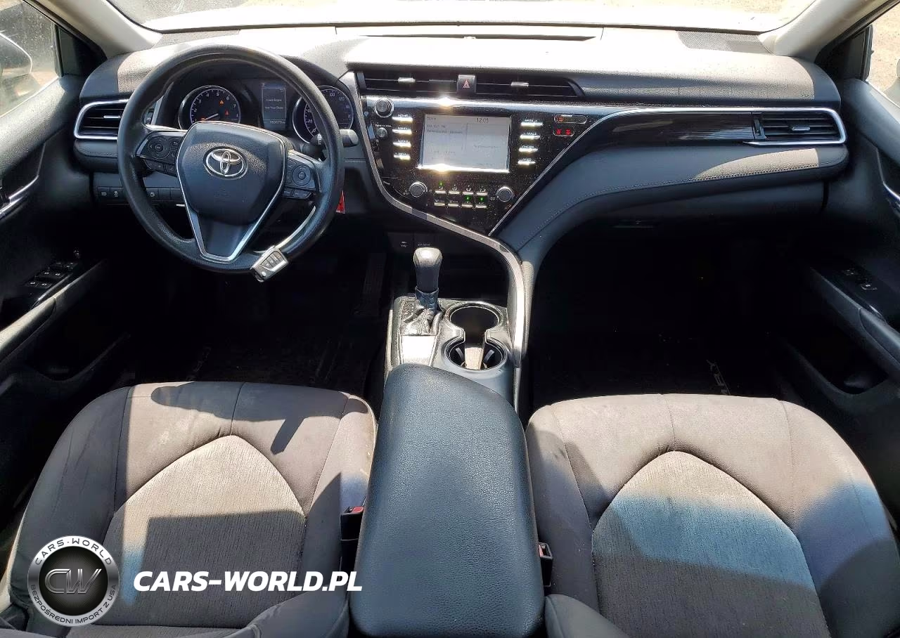 2018 Toyota Camry Le VIN:4T1B11HK0JU641494 - 8