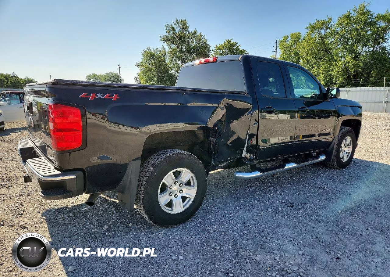 2018 Chevrolet Silverado K1500 Lt VIN:1GCVKREH6JZ113788 - 3