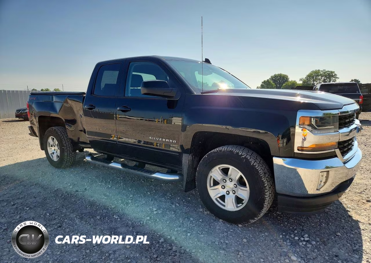 2018 Chevrolet Silverado K1500 Lt VIN:1GCVKREH6JZ113788 - 4